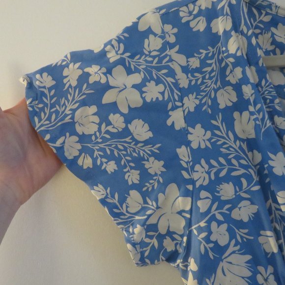 YIREH Brynn Floral Button Front Hawaiian Midi Dress in Denim Blue - Size M NWT - Picture 7 of 15